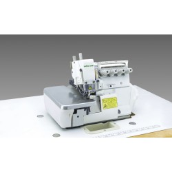 Masina de surfilat 2 ace si 4 fire direct drive SK700D