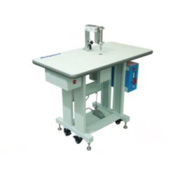 Masina de lipit elastic cu ultrasunete